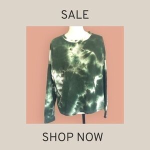White Mark Green And White Tie Dye Sweatshirt Size M